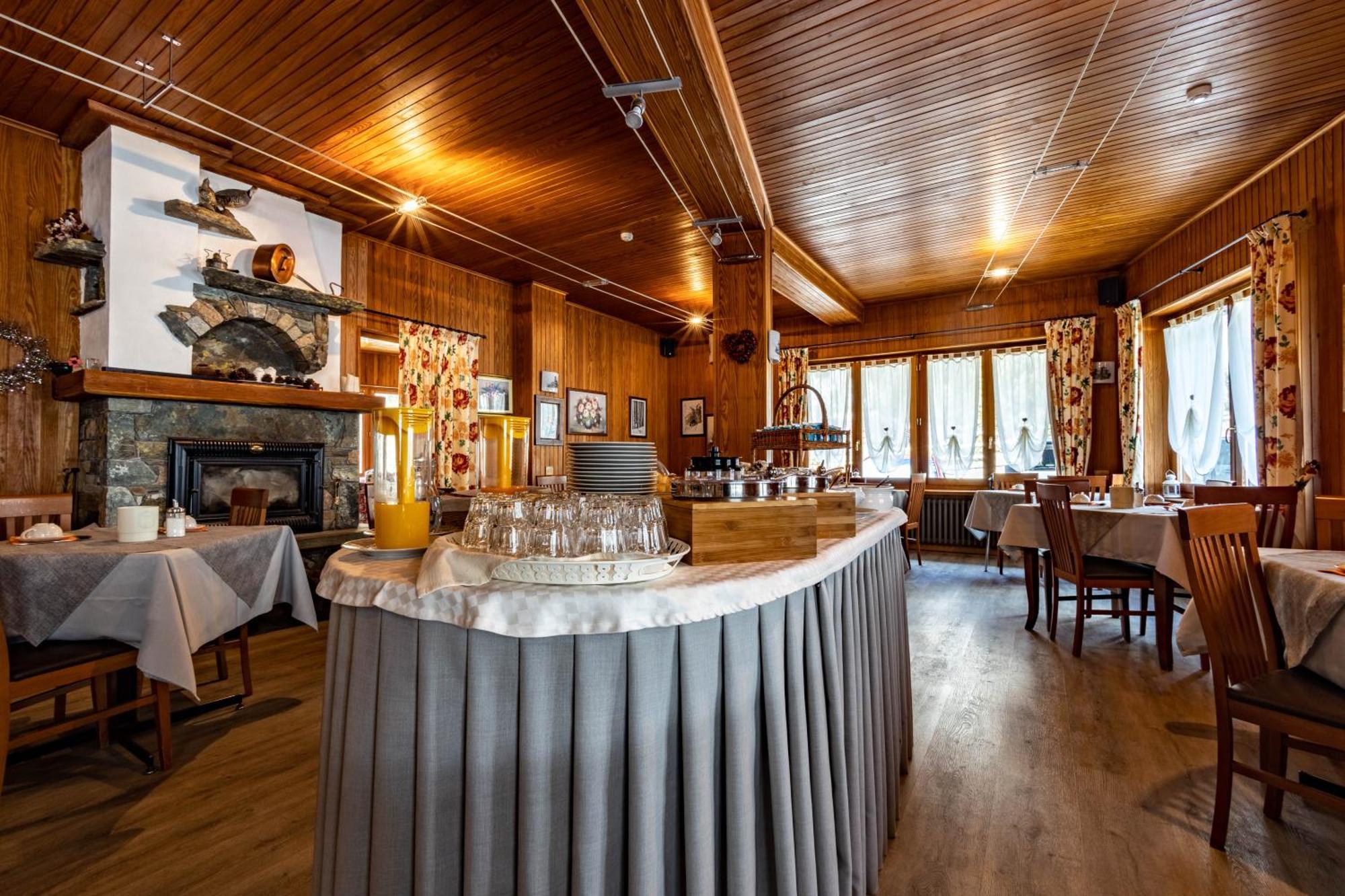 Hotel Le Campagnol Champoluc Dış mekan fotoğraf