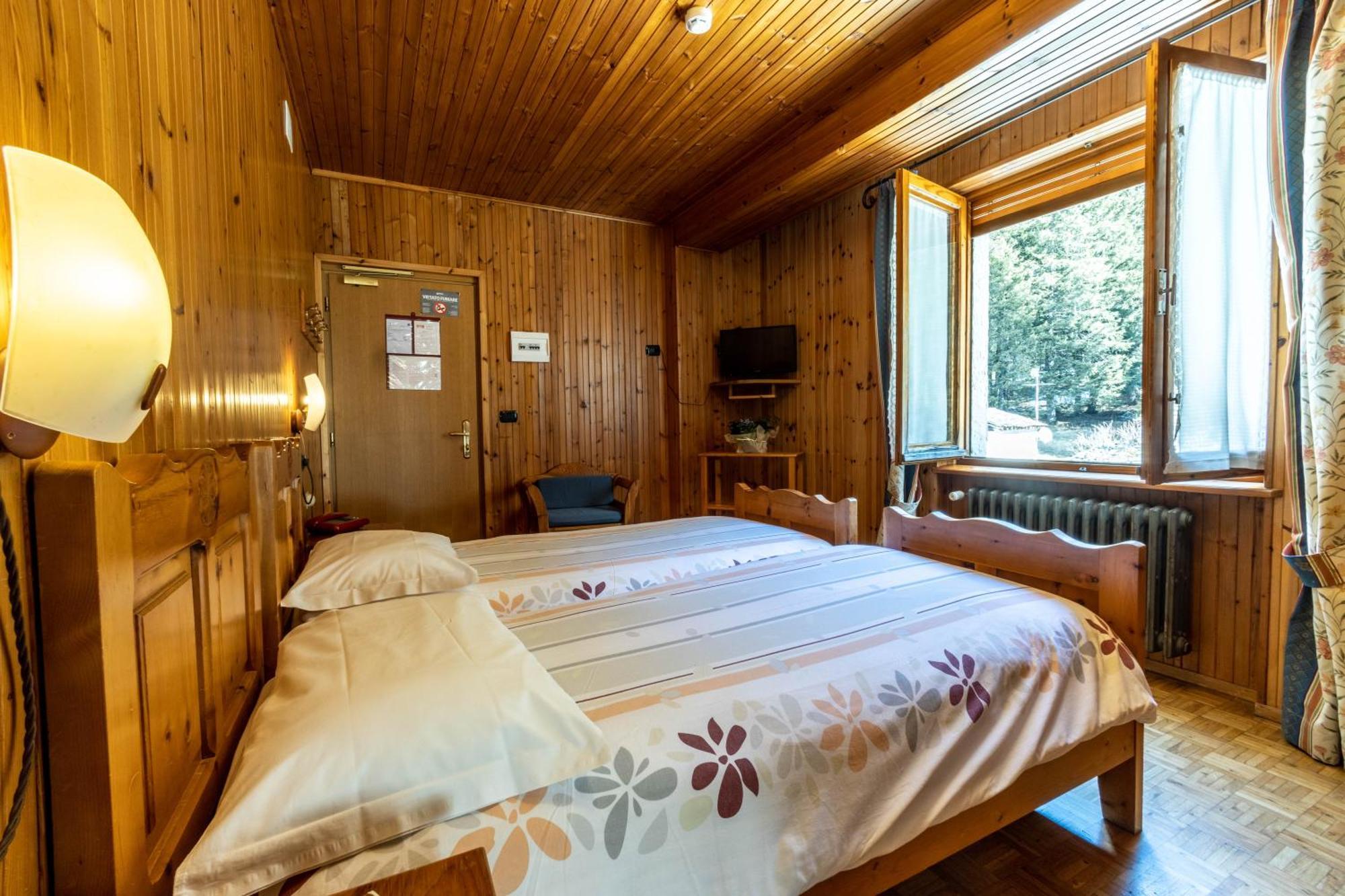 Hotel Le Campagnol Champoluc Dış mekan fotoğraf